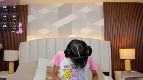 Aitana online show from November 16, 2025, 1:55 am