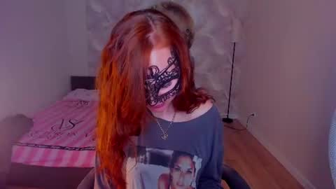 Margo Kellly online show from June 27, 2026, 10:26 pm