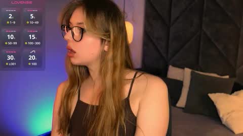 Snapshot of margoprettymoon chatting on March 4, 2026, 2:01 pm Margo online show from March 4, 2026, 2:01 pm