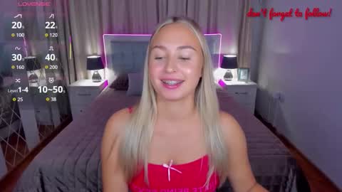 Snapshot of margosugar chatting on November 7, 2025, 6:13 am MargoSugar online show from November 7, 2025, 6:13 am