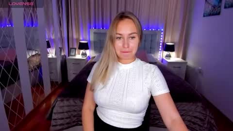 Snapshot of margosugar chatting on June 16, 2026, 9:56 am MargoSugar online show from June 16, 2026, 9:56 am