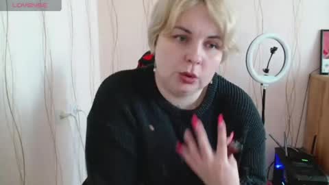 Mari online show from March 30, 2026, 7:42 am