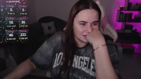 mari moore online show from November 25, 2025, 7:41 am