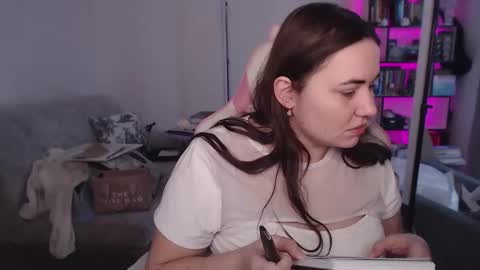 mari moore online show from February 11, 2026, 7:02 am