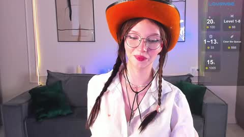 mari_nett online show from January 18, 2025, 6:43 pm