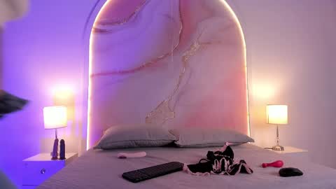 Maria  online show from April 21, 2026, 11:27 am