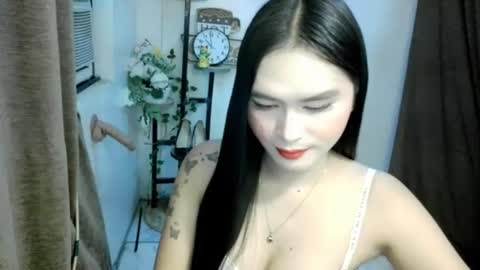 Marga online show from October 3, 2025, 1:57 am