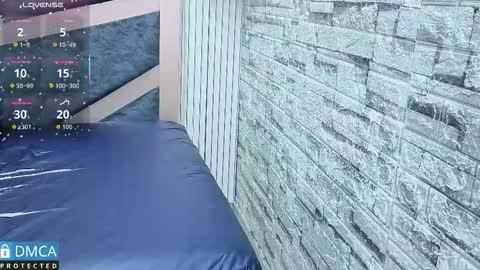 maria_twenty online show from November 25, 2025, 10:59 am