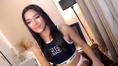 mariah_clara online show from November 26, 2025, 4:46 am