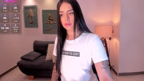 MARIA HERRERA  online show from March 2, 2025, 5:14 pm