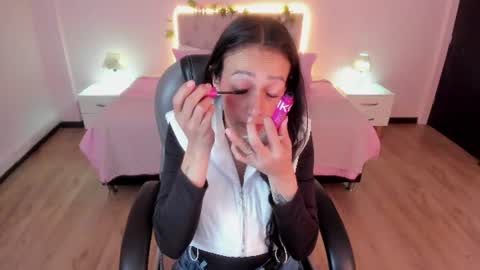Snapshot of mariam_lopez__ chatting on June 14, 2026, 3:30 am Mariam online show from June 14, 2026, 3:30 am