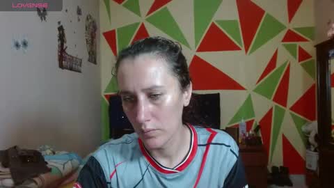 mariam_wish1 online show from April 18, 2026, 12:42 pm