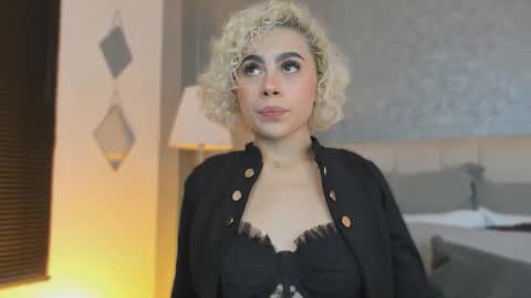 Marian online show from January 6, 2026, 2:37 am