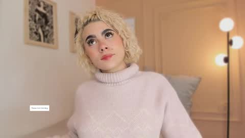 Snapshot of marian_pinzon chatting on February 25, 2026, 7:12 pm Marian online show from February 25, 2026, 7:12 pm