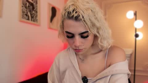 Snapshot of marian_pinzon chatting on March 5, 2026, 7:10 pm Marian online show from March 5, 2026, 7:10 pm