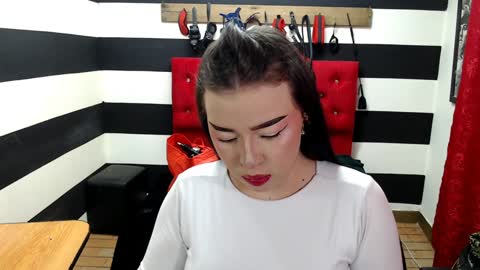 Marian online show from February 6, 2025, 2:55 am