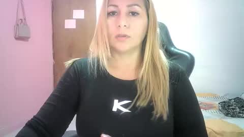 mariana995649 online show from February 27, 2026, 2:06 pm