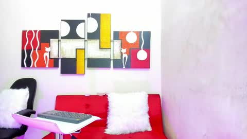 mariana_16_ online show from February 14, 2025, 8:37 pm