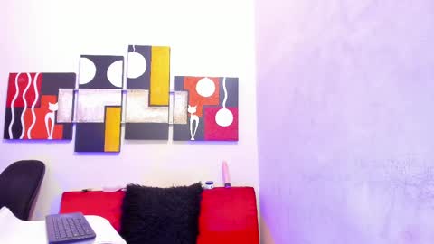 mariana_16_ online show from February 18, 2025, 8:14 pm