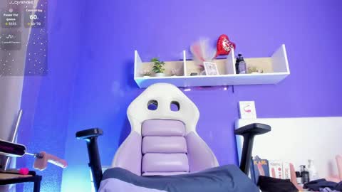 mariana_rossi_ online show from April 30, 2026, 2:56 pm