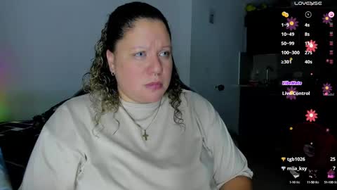 Snapshot of mariana_smittt chatting on March 5, 2025, 12:49 am   Independent Model online show from March 5, 2025, 12:49 am