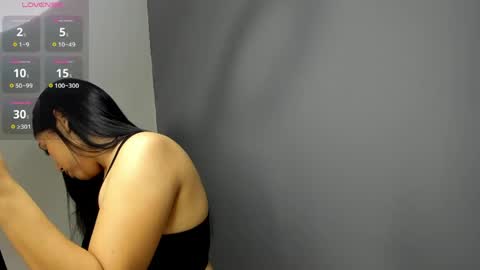 Snapshot of marianaandvalen chatting on June 9, 2026, 11:33 am MARIANA Y VALENTINA online show from June 9, 2026, 11:33 am