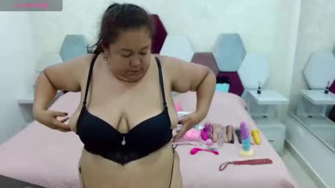 mariana online show from January 12, 2025, 7:10 pm