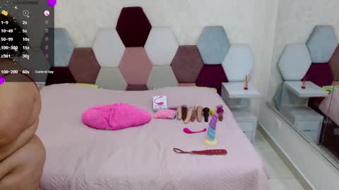 mariana online show from September 23, 2025, 5:49 pm