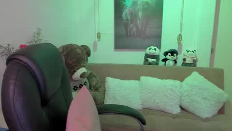 Mariana Lopez online show from February 25, 2025, 3:20 am