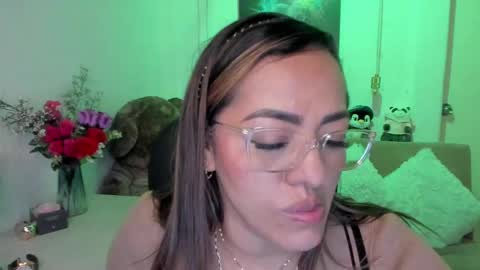 Mariana Lopez online show from February 26, 2025, 7:31 am