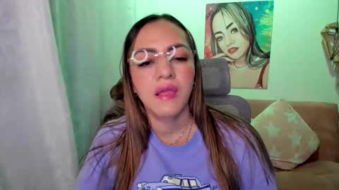 Mariana Lopez online show from October 10, 2025, 12:53 am