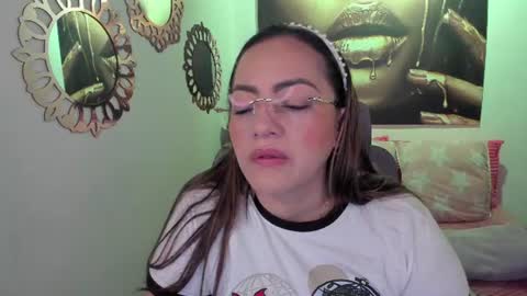 Snapshot of marianalopez81 chatting on June 14, 2026, 11:51 pm Mariana Lopez online show from June 14, 2026, 11:51 pm