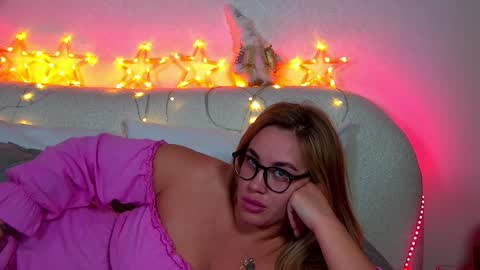 Snapshot of marianeumann chatting on December 27, 2024, 4:04 am Maria online show from December 27, 2024, 4:04 am