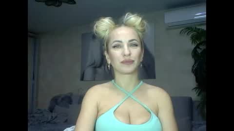 Snapshot of marianna1977 chatting on February 12, 2025, 10:04 pm marianna1977 online show from February 12, 2025, 10:04 pm
