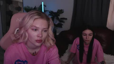 Snapshot of marianna_meow246 chatting on April 28, 2026, 3:11 am marianna_meow246 online show from April 28, 2026, 3:11 am