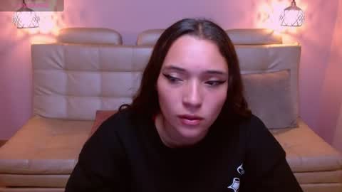 Snapshot of marianne_cam chatting on June 11, 2026, 1:31 pm marianne_cam online show from June 11, 2026, 1:31 pm