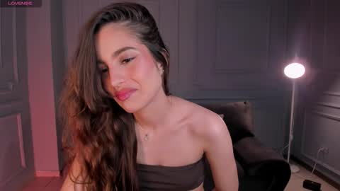 Marianne  online show from January 15, 2026, 9:51 pm