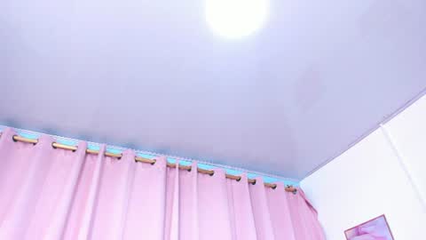 Snapshot of marianrosse chatting on July 12, 2026, 1:29 am marianrosse online show from July 12, 2026, 1:29 am