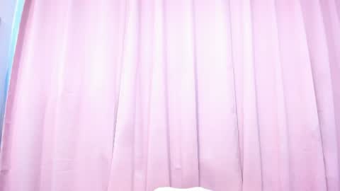 Snapshot of marianrosse chatting on July 22, 2026, 6:54 pm marianrosse online show from July 22, 2026, 6:54 pm