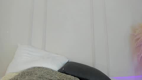 Maria Pettit online show from January 13, 2026, 11:48 am