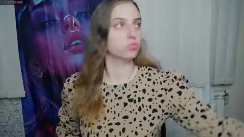 Snapshot of mariatess_ chatting on July 7, 2026, 12:31 pm Mariia online show from July 7, 2026, 12:31 pm