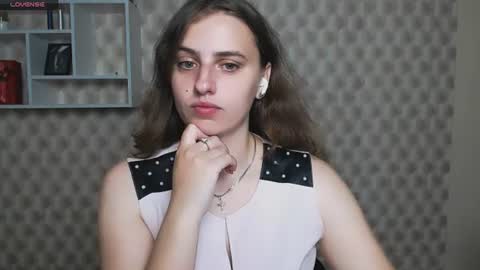 Snapshot of mariatess_ chatting on July 25, 2026, 9:51 am Mariia online show from July 25, 2026, 9:51 am