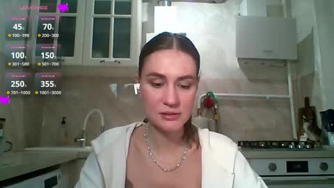 Elianor online show from April 29, 2026, 6:25 pm