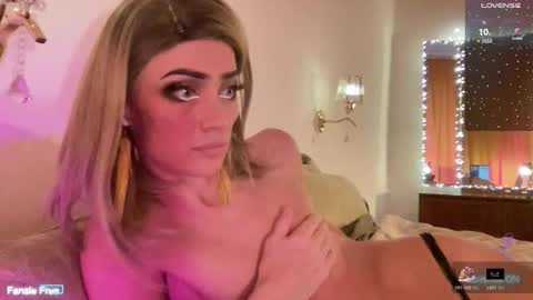 Mari online show from December 4, 2025, 12:03 pm