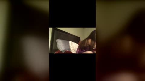 Snapshot of marie00090 chatting on May 10, 2026, 7:57 am marie00090 online show from May 10, 2026, 7:57 am