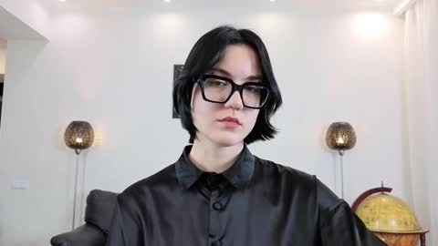 Marie Fitch online show from December 22, 2025, 11:35 pm