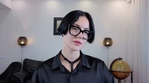 Snapshot of marie_fitch chatting on July 15, 2026, 4:18 am Marie Fitch online show from July 15, 2026, 4:18 am