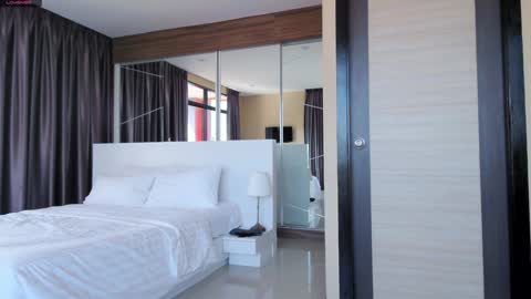 Marie online show from January 13, 2025, 8:05 am