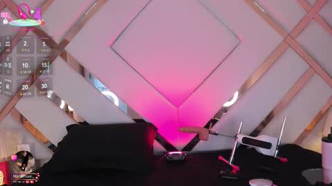 Mary online show from October 15, 2025, 10:32 pm