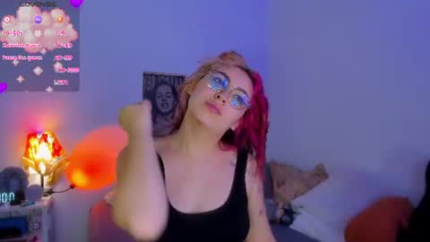 Snapshot of marieetaylor chatting on June 16, 2026, 7:38 pm Mariee online show from June 16, 2026, 7:38 pm